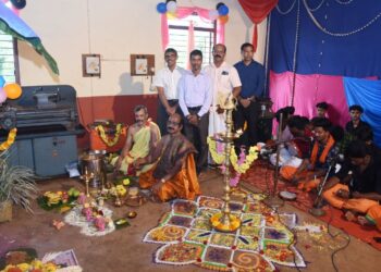 ವಿಠಲ ಸುಪ್ರಜಿತ್ ಐಟಿಐಯಲ್ಲಿ ಆಯುಧ ಪೂಜೆ