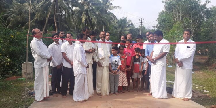 ಜನರ ಬಹು ದಿನಗಳ ಬೇಡಿಕೆಯ ಮೈರ –ಎರುಂಬು ಕಾಂಕ್ರೀಟ್ ರಸ್ತೆ ಉದ್ಘಾಟನೆ