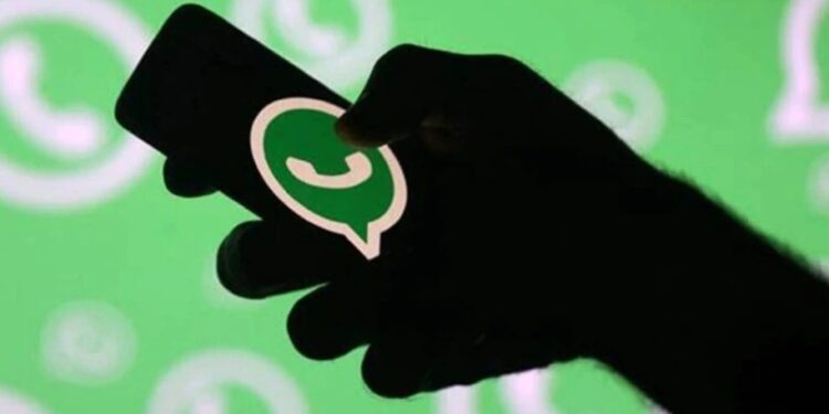 ವಾಟ್ಸ್ಆ್ಯಪ್ನಲ್ಲಿ ನಡೆಯುತ್ತಿದೆ ಬಹುದೊಡ್ಡ ವಂಚನೆ: ತಪ್ಪಿಯೂ ಕೆಲ ಲಿಂಕ್ ಗಳ ಮೇಲೆ ಕ್ಲಿಕ್ ಮಾಡಬೇಡಿ..!?