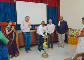 ವಿವೇಕಾನಂದ ಆಂಗ್ಲ ಮಾಧ್ಯಮ ಶಾಲೆಯಲ್ಲಿ ಶಿಕ್ಷಕರ ಶೈಕ್ಷಣಿಕ ಕಾರ್ಯಾಗಾರ