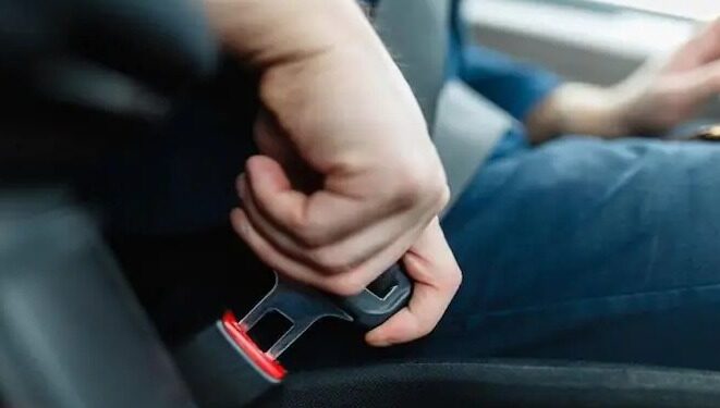 ಇಂದಿನಿಂದ ರಾಜ್ಯದಲ್ಲಿ ಸೀಟ್ ಬೆಲ್ಟ್ ಕಡ್ಡಾಯ ನಿಯಮ ಜಾರಿ : ಉಲ್ಲಂಘಿಸಿದರೆ ದುಬಾರಿ ದಂಡ..!!