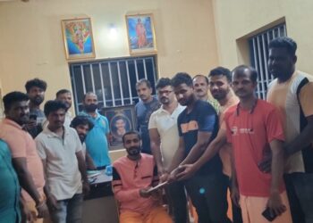 ವಿನೂತನ ಯುವಕ ಮಂಡಲ ಬೊಳಂತಿಮೊಗರು ವತಿಯಿಂದ ಅಶೋಕ್ ಅಂಚನ್ ರವರಿಗೆ ಚಿಕಿತ್ಸಾ ವೆಚ್ಚ ಹಸ್ತಾಂತರ