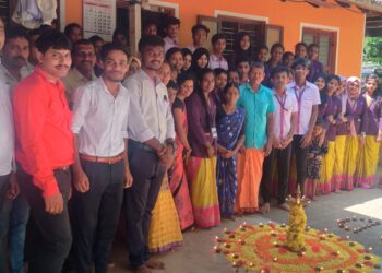 ಬೆಳ್ಳಾರೆ ಜ್ಞಾನದೀಪ ಸಂಸ್ಥೆಯಿಂದ ಪದ್ಮಶ್ರೀ ಮಹಾಲಿಂಗ ನಾಯ್ಕರ ಮನೆಯಲ್ಲಿ ‘ದೀಪಾವಳಿ’ : ಯುವಸಮುದಾಯ ಕೃಷಿಯಲ್ಲಿ ತೊಡಗಿಸಿಕೊಂಡಾಗ ದೇಶ ಸಮೃದ್ಧಿ – ಮಹಾಲಿಂಗ ನಾಯ್ಕ