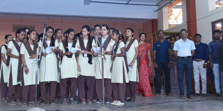 ವಿಠ್ಠಲ ಪದವಿ ಪೂರ್ವ ಕಾಲೇಜಿನಲ್ಲಿ ಕೋಟಿ ಕಂಠ ಗಾಯನ ಕಾರ್ಯಕ್ರಮ