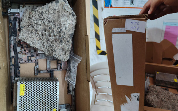 ಆರ್ಡರ್ ಮಾಡಿದ್ದು, ಲ್ಯಾಪ್ ಟಾಪ್ ಬಂದಿದ್ದು, ಕಲ್ಲು ಮತ್ತು ಇ-ತ್ಯಾಜ್ಯ..!!!