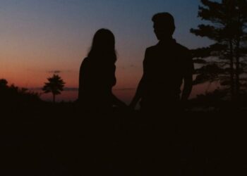 ಕಡಬ: ಹಿಂದೂ ಯುವತಿಯನ್ನು ರೂಮಿಗೆ ಕರೆತಂದ ಅನ್ಯಕೋಮಿನ ಯುವಕ :; ಹಿಂ.ಜಾ.ವೇ ಕಾರ್ಯಕರ್ತರು ಬರುತ್ತಿದ್ದಂತೆ ಯುವಕ ಎಸ್ಕೇಪ್..!!!!