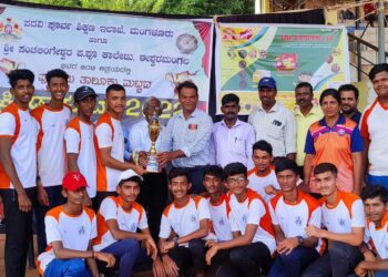 ತಾಲೂಕು ಮಟ್ಟದ ಅಥ್ಲೆಟಿಕ್ ಕ್ರೀಡಾಕೂಟ: ವಿವೇಕಾನಂದ ಪ.ಪೂ.ಕಾಲೇಜಿನ ಬಾಲಕರ ತಂಡಕ್ಕೆ ಚಾಂಪಿಯನ್‌ ಶಿಪ್