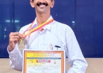 ಹಿರಿಯರ ಕ್ರೀಡಾಕೂಟ : ವಿವೇಕಾನಂದ ಆಂಗ್ಲ ಮಾಧ್ಯಮ ಶಾಲೆಯ ಸಂಸ್ಕೃತ ಶಿಕ್ಷಕ ವೆಂಕಟೇಶ್ ಪ್ರಸಾದ್ ಜಿಲ್ಲಾ ಮಟ್ಟಕ್ಕೆ ಆಯ್ಕೆ