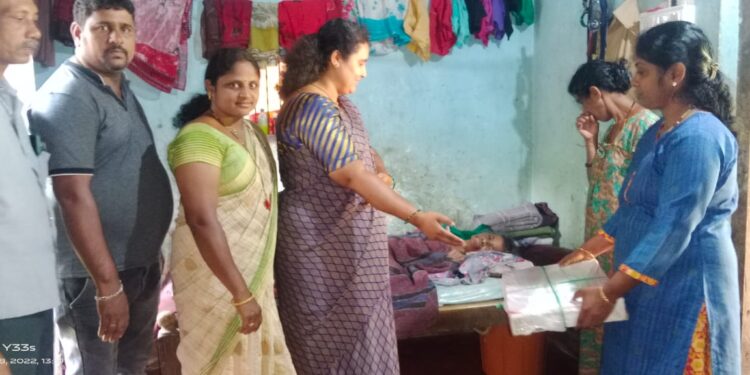 ಶ್ರೀ ಕ್ಷೇತ್ರ ಧರ್ಮಸ್ಥಳ ಗ್ರಾಮಾಭಿವೃದ್ಧಿ ಯೋಜನೆಯ ಜನಮಂಗಳ ಕಾರ್ಯಕ್ರಮದಡಿ ಅನಾರೋಗ್ಯಕ್ಕೊಳಗಾಗಿರುವ ಮಹಿಳೆಗೆ ನೀರಿನ ಹಾಸಿಗೆ ವಿತರಣೆ