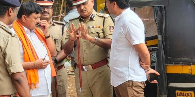 ಮಂಗಳೂರು: ಕುಕ್ಕರ್ ಬಾಂಬ್ ಸ್ಫೋಟಗೊಂಡ ಸ್ಥಳಕ್ಕೆ ಗೃಹಮಂತ್ರಿ ಆರಗ ಜ್ಞಾನೇಂದ್ರ ಭೇಟಿ