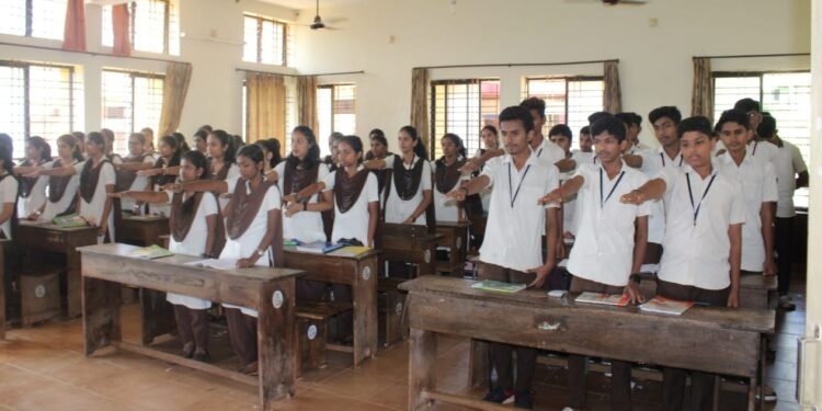 ವಿವೇಕಾನಂದ ಪದವಿ ಪೂರ್ವ ಕಾಲೇಜಿನಲ್ಲಿ ಸಂವಿಧಾನ ದಿನಾಚರಣೆ