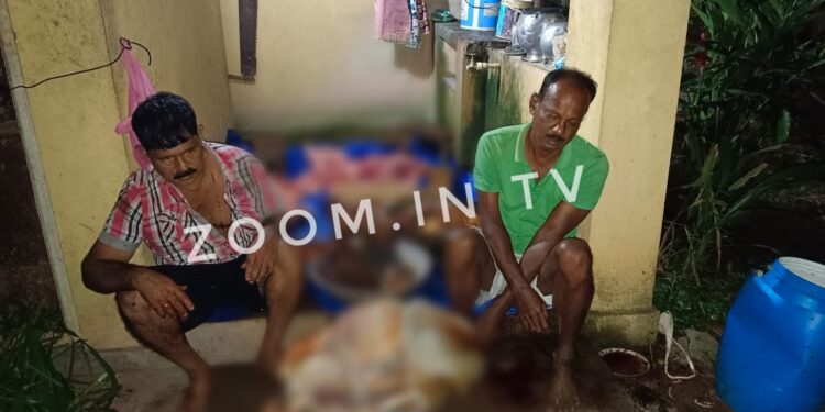 ಅಕ್ರಮ ಕಸಾಯಿಖಾನೆಗೆ ಹಿಂ.ಜಾ.ವೇ. ಕಾರ್ಯಕರ್ತರಿಂದ ದಾಳಿ : ಅಪಾರ ಪ್ರಮಾಣದ ಗೋ ಮಾಂಸ ಪತ್ತೆ..!!