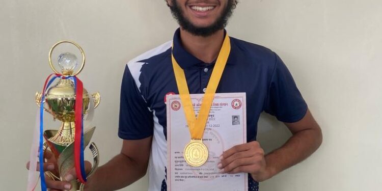 ಶಟಲ್‌ ಬ್ಯಾಡ್ಮಿಂಟನ್‌ ಪಂದ್ಯಾಟದಲ್ಲಿ ವಿವೇಕಾನಂದ ಪ.ಪೂ ಕಾಲೇಜಿನ ಅಖಿಲೇಶ್ ವರ್ಮ ರಾಷ್ಟ್ರಮಟ್ಟಕ್ಕೆ ಆಯ್ಕೆ