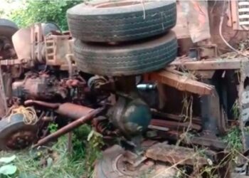 ಮಂಗಳೂರು: ಟಿಪ್ಪರ್-ಲಾರಿ ನಡುವೆ ಡಿಕ್ಕಿ : ಚಾಲಕರಿಬ್ಬರು ಮೃತ್ಯು..!!