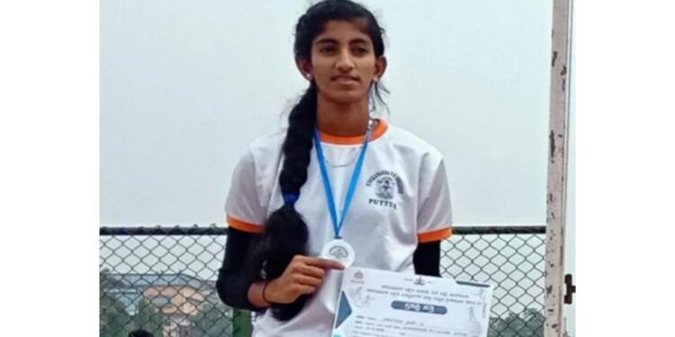 ಅಥ್ಲೆಟಿಕ್ಸ್ ಕ್ರೀಡಾಕೂಟದಲ್ಲಿ ವಿವೇಕಾನಂದ ಪದವಿಪೂರ್ವ ಕಾಲೇಜಿನ ಪವಿತ್ರ ಭಟ್ ರಾಜ್ಯಮಟ್ಟಕ್ಕೆ ಆಯ್ಕೆ