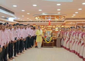 ಪುತ್ತೂರು: ಮುಳಿಯ ಜ್ಯುವೆಲ್ಸ್ ನಲ್ಲಿ ಸಂಸ್ಥಾಪಕರ ದಿನಾಚರಣೆ