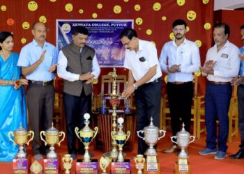 ಅಕ್ಷಯ ಕಾಲೇಜಿನಲ್ಲಿ ವಿದ್ಯಾರ್ಥಿಗಳಿಗೆ ಬೀಳ್ಕೋಡುಗೆ ಸಮಾರಂಭ