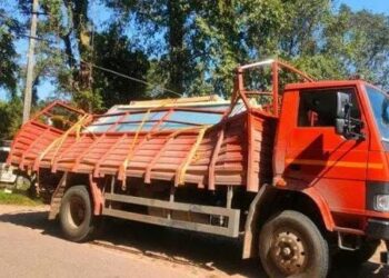 ಬೆಳ್ತಂಗಡಿ: ಚಲಿಸುತ್ತಿದ್ದ ಲಾರಿಯ ಟ್ರಾಲಿ ಕುಸಿತ : ತಪ್ಪಿದ ಭಾರೀ ಅನಾಹುತ