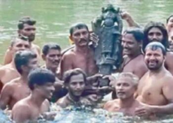 ಉಜಿರೆ: ಮತ್ತೆ ಗುಡಿ ಸೇರಿತು ನದಿಯಲ್ಲಿ ವಿಸರ್ಜಿಸಿದ್ದ ದೇವರ ಮೂರ್ತಿ : ಮರಳಿ ಪ್ರತಿಷ್ಠಾಪನೆ