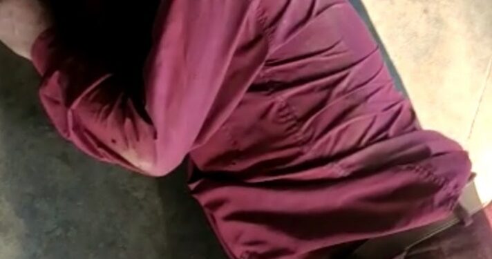 ಕಂಠಪೂರ್ತಿ ಕುಡಿದು ಶಾಲಾ ಜಗಲಿಯಲ್ಲಿ ಮಲಗಿದ ಶಿಕ್ಷಕ..!!