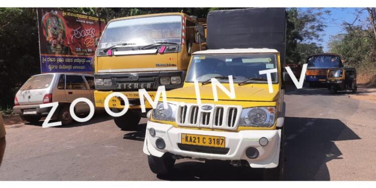ಮುಕ್ರಂಪಾಡಿ: ಕಾರು, ಲಾರಿ, ಪಿಕಪ್ ನಡುವೆ ಸರಣಿ ಅಪಘಾತ..!!