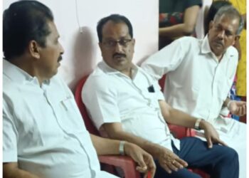 ಪುತ್ತೂರು: ಮೃತರಾದ ಬಿಜೆಪಿ ಹಿರಿಯ ಕಾರ್ಯಕರ್ತ, ಬನ್ನೂರು ಗ್ರಾ.ಪಂ. ಮಾಜಿ ಸದಸ್ಯ ರಘು ಭಂಡಾರಿ ರವರ ಮನೆಗೆ ಶಾಸಕ ಸಂಜೀವ ಮಠಂದೂರು ಭೇಟಿ : ಕುಟುಂಬಸ್ಥರಿಗೆ ಸಾಂತ್ವನ