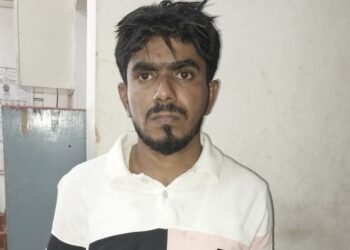 ನ್ಯಾಯಾಲಯಕ್ಕೆ ಹಾಜರಾಗದೆ ತಲೆಮರೆಸಿಕೊಂಡಿದ್ದ ಆರೋಪಿ : ಕಾಸರಗೋಡಿನಲ್ಲಿ ಬಂಧಿಸಿದ ಪುತ್ತೂರು ಗ್ರಾಮಾಂತರ ಠಾಣಾ ಪೊಲೀಸರು