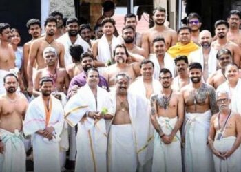 ಸಂಕ್ರಾಂತಿಗೆ ‘ಸ್ಪೆಷಲ್​ ಲುಕ್’​​ನಲ್ಲಿ ಮಿಂಚಿದ ಟೀಮ್ ಇಂಡಿಯಾ : ಪ್ರಸಿದ್ಧ ದೇಗುಲದಲ್ಲಿ ವಿಶೇಷ ಪ್ರಾರ್ಥನೆ