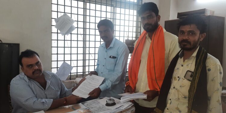 ಬಂಟ್ವಾಳ ಹಾಗೂ ವಿಟ್ಲ ತಾಲೂಕು ಬಿಎಂಎಸ್ ವತಿಯಿಂದ ಬಂಟ್ವಾಳ ತಹಶೀಲ್ದಾರರ ಮೂಲಕ ಮುಖ್ಯಮಂತ್ರಿಗಳಿಗೆ ಮನವಿ
