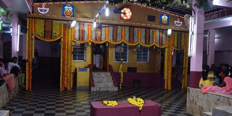 (ಜ.9-16) ಪಣೋಲಿಬೈಲು : ಶ್ರೀ ಕಲ್ಲುರ್ಟಿ ದೈವಸ್ಥಾನದಲ್ಲಿ ಅಗೇಲು ಸೇವೆ ಮತ್ತು ಕೋಲ ಸೇವೆ ಇಲ್ಲ