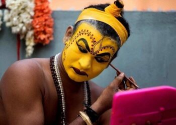 ದೈವನರ್ತಕರಿಗೆ ಮಾಸಾಶನ : ಸೌಲಭ್ಯ ಘೋಷಣೆಯಾಗಿ 2 ತಿಂಗಳು ಕಳೆದರೂ ಅನುಷ್ಠಾನಕ್ಕೆ ಗೈಡ್​ಲೈನ್ಸ್ ಪ್ರಕಟವಾಗಿಲ್ಲ