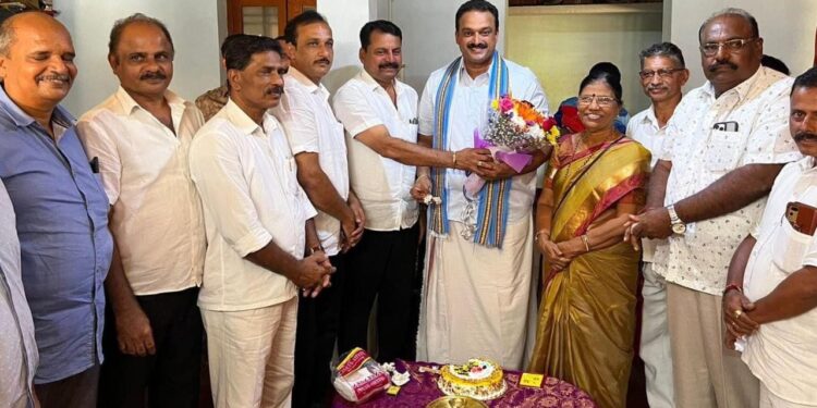 ಪುತ್ತೂರು: ಪ್ರಜ್ಞಾ ವಿಶೇಷ ಮಕ್ಕಳ ಆಶ್ರಮದಲ್ಲಿ ಹುಟ್ಟುಹಬ್ಬ ಆಚರಿಸಿದ ಉದ್ಯಮಿ ಶಿವರಾಮ್ ಆಳ್ವ