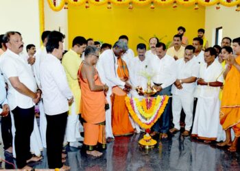 ಗುರುನಗರ: “ಬ್ರಹ್ಮಶ್ರೀ ನಾರಾಯಣ ಗುರುದೇವ ಸಮುದಾಯ ಭವನ” ಉದ್ಘಾಟನಾ ಸಮಾರಂಭ ಮತ್ತು ಶ್ರೀ ಸತ್ಯನಾರಾಯಣ ಪೂಜೆ