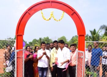 ಏಮಾಜೆ ಕಿರಿಯ ಪ್ರಾ.ಶಾಲೆಯ ಕಲಿಕಾ ಕೊಠಡಿಯ ಶಿಲಾನ್ಯಾಸ, ಬಾಲವನ, ಆವರಣ ಗೋಡೆ, ಆಟದ ಮೈದಾನ ವಿಸ್ತರಣಾ, ಕ್ರೀಡಾ ಸಲಕರಣೆ ಮೊದಲಾದ ಕಾಮಗಾರಿಗಳ ಉದ್ಘಾಟನೆ