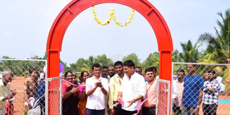 ಏಮಾಜೆ ಕಿರಿಯ ಪ್ರಾ.ಶಾಲೆಯ ಕಲಿಕಾ ಕೊಠಡಿಯ ಶಿಲಾನ್ಯಾಸ, ಬಾಲವನ, ಆವರಣ ಗೋಡೆ, ಆಟದ ಮೈದಾನ ವಿಸ್ತರಣಾ, ಕ್ರೀಡಾ ಸಲಕರಣೆ ಮೊದಲಾದ ಕಾಮಗಾರಿಗಳ ಉದ್ಘಾಟನೆ