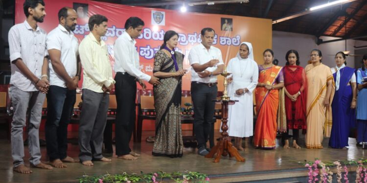 ಲಿಟ್ಲ್ ಫ್ಲವರ್ ಹಿರಿಯ ಪ್ರಾಥಮಿಕ ಶಾಲೆಯಲ್ಲಿ ಭಾರತ್ ಸ್ಕೌಟ್ಸ್, ಗೈಡ್ಸ್, ಕಬ್ಸ್ ಮತ್ತು ಬುಲ್ ಬುಲ್ ವಾರ್ಷಿಕ ಮೇಳ