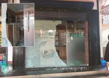 ಸಿನಿಮೀಯ ರೀತಿಯಲ್ಲಿ ಕಳ್ಳತನ ; ಟಿಪ್ಪರ್‌ ಅಡ್ಡವಿರಿಸಿ ಜ್ಯುವೆಲ್ಲರಿ ಶಾಫ್ ದರೋಡೆ..!!