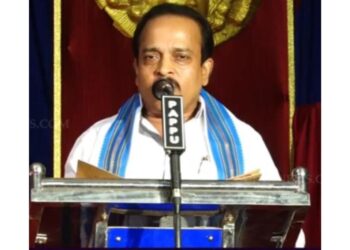 ಅಶೋಕ್ ರೈ ನನ್ನ ಪರಿಮಿತಿ ದಾಟಿದ್ದಾರೆ ಎಂದು ಪ್ರಭಾಕರ ಭಟ್ರು ಹೇಳ್ಬಹುದು….ಅದರ ವಿಚಾರ ಮತ್ತೆ ಅವ್ರಲ್ಲೇ ಹೇಳ್ತೇನೆ…: ಘೋಷಣೆ ಕಲ್ಲಡ್ಕಕ್ಕೆ ಕೇಳದಿದ್ದರೂ ಪುತ್ತೂರಿಗೆ ಕೇಳಲಿ ಎಂದ ಅಶೋಕ್ ರೈ