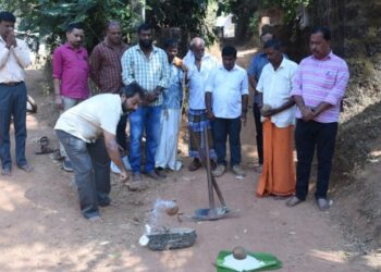 ವಿಟ್ಲ: ಪ.ಪಂ. ವ್ಯಾಪ್ತಿಯ ನೀರಕಣಿ ಸೆರಂತಿಮಠ ರಸ್ತೆಗೆ ಕಾಂಕ್ರೀಟೀಕರಣ ಕಾಮಗಾರಿ ಶಂಕುಸ್ಥಾಪನೆ