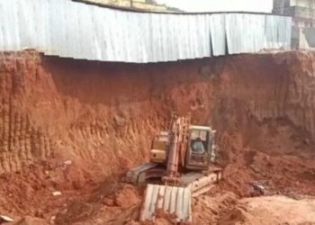 ಮಂಗಳೂರು ಸೆಂಟ್ರಲ್ ಮಾರ್ಕೆಟ್ ಕಾರ್ಮಿಕರ ಶೆಡ್ ಕುಸಿತ : 10 ಮಂದಿ ಕಾರ್ಮಿಕರಿಗೆ ಗಾಯ