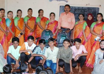 ವೀರಕಂಭ : ಮಜಿ ಹಿರಿಯ ಪ್ರಾಥಮಿಕ ಶಾಲೆಯಲ್ಲಿ 2022-23ನೇ ಸಾಲಿನ 8ನೇ ತರಗತಿ ಮಕ್ಕಳ ಬೀಳ್ಕೊಡುಗೆ ಕಾರ್ಯಕ್ರಮ