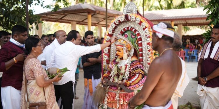 ಪಾಲ್ತಾಡಿ : ಉಳ್ಳಾಕುಲು ದೈವದ ನೇಮೋತ್ಸವದಲ್ಲಿ ಕಾಂಗ್ರೆಸ್ ಅಭ್ಯರ್ಥಿ ಅಶೋಕ್ ಕುಮಾರ್ ರೈ ಭಾಗಿ