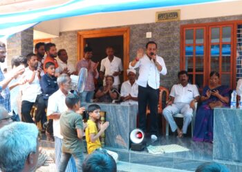 ಕಲ್ಲಂದಡ್ಕ: ಮತದಾನ ಬಹಿಷ್ಕರಿಸದಂತೆ ಮನವೊಲಿಸಿದ ಅಶೋಕ್ ರೈ