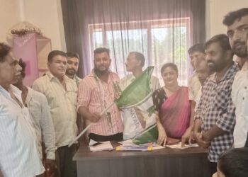 ಪುತ್ತೂರು : ಕಾಂಗ್ರೆಸ್ ಕಾರ್ಯಕರ್ತರು ಜೆಡಿಎಸ್ ಸೇರ್ಪಡೆ
