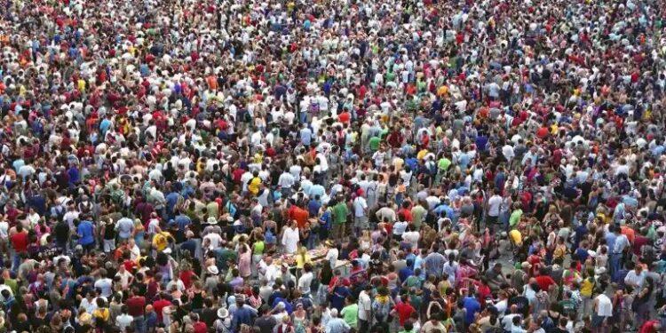 ಜನಸಂಖ್ಯೆಯಲ್ಲಿ ನಾವೇ ನಂಬರ್ ಓನ್ : ಚೀನಾವನ್ನೇ ಹಿಂದಿಕ್ಕಿದ ಭಾರತ – ವಿಶ್ವಸಂಸ್ಥೆ ವರದಿ