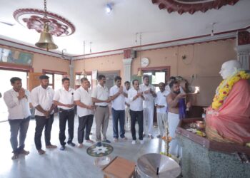 ಪುತ್ತೂರು : ಬ್ರಹ್ಮಶ್ರೀ ನಾರಾಯಣಗುರು ಮಂದಿರಕ್ಕೆ ಭೇಟಿ ನೀಡಿ ವಿಶೇಷ ಪೂಜೆ ಸಲ್ಲಿಸಿದ ಕಾಂಗ್ರೆಸ್ ಅಭ್ಯರ್ಥಿ ಅಶೋಕ್ ಕುಮಾರ್ ರೈ