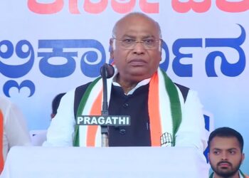 ಪ್ರಜಾಪ್ರಭುತ್ವದಲ್ಲಿ ಕಳ್ಳರ ಹಾವಳಿ ಹೆಚ್ಚಾಗಿದೆ- ಸುಳ್ಯದಲ್ಲಿ ಎಐಸಿಸಿ ಅಧ್ಯಕ್ಷ ಖರ್ಗೆ