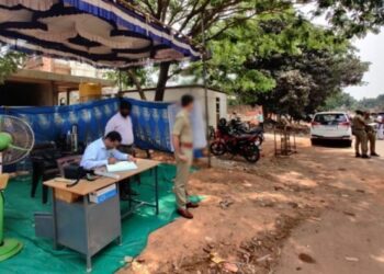 ಫರಂಗಿಪೇಟೆ: ದಾಖಲೆ ರಹಿತ 3 ಲಕ್ಷ ರೂ. ನಗದು ಪತ್ತೆ