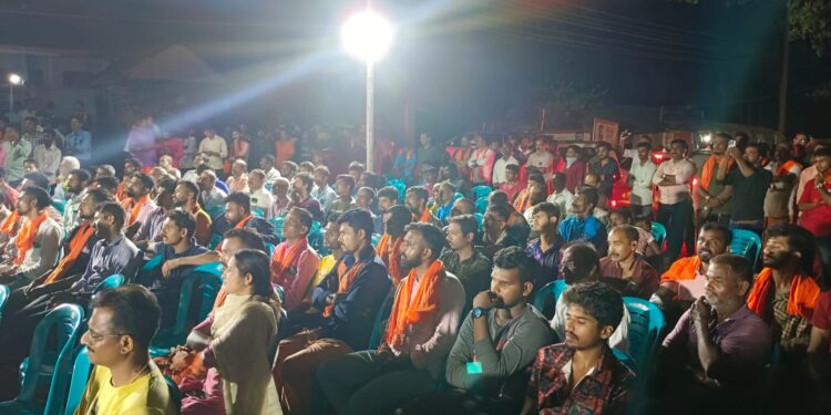 ಕಾವು : ಪಕ್ಷೇತರ ಅಭ್ಯರ್ಥಿ ಪುತ್ತಿಲ ಪರ ಸಮಾವೇಶ