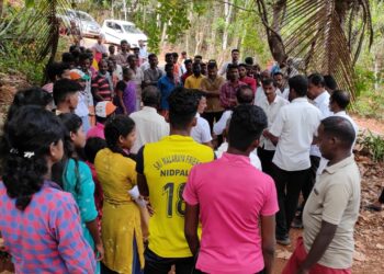ನಿಡ್ಪಳ್ಳಿ : ಕಾಂಗ್ರೆಸ್ ಅಭ್ಯರ್ಥಿ ಅಶೋಕ್ ರೈ ರವರಿಂದ ಮತಯಾಚನೆ